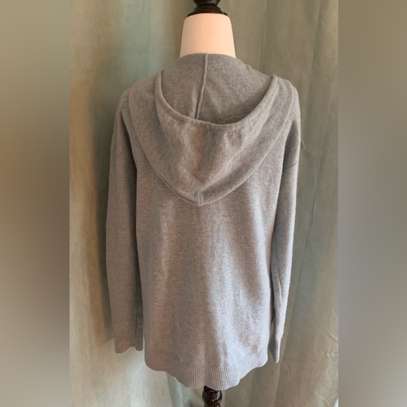 Gap zip up sweater - Picture 2 of 5